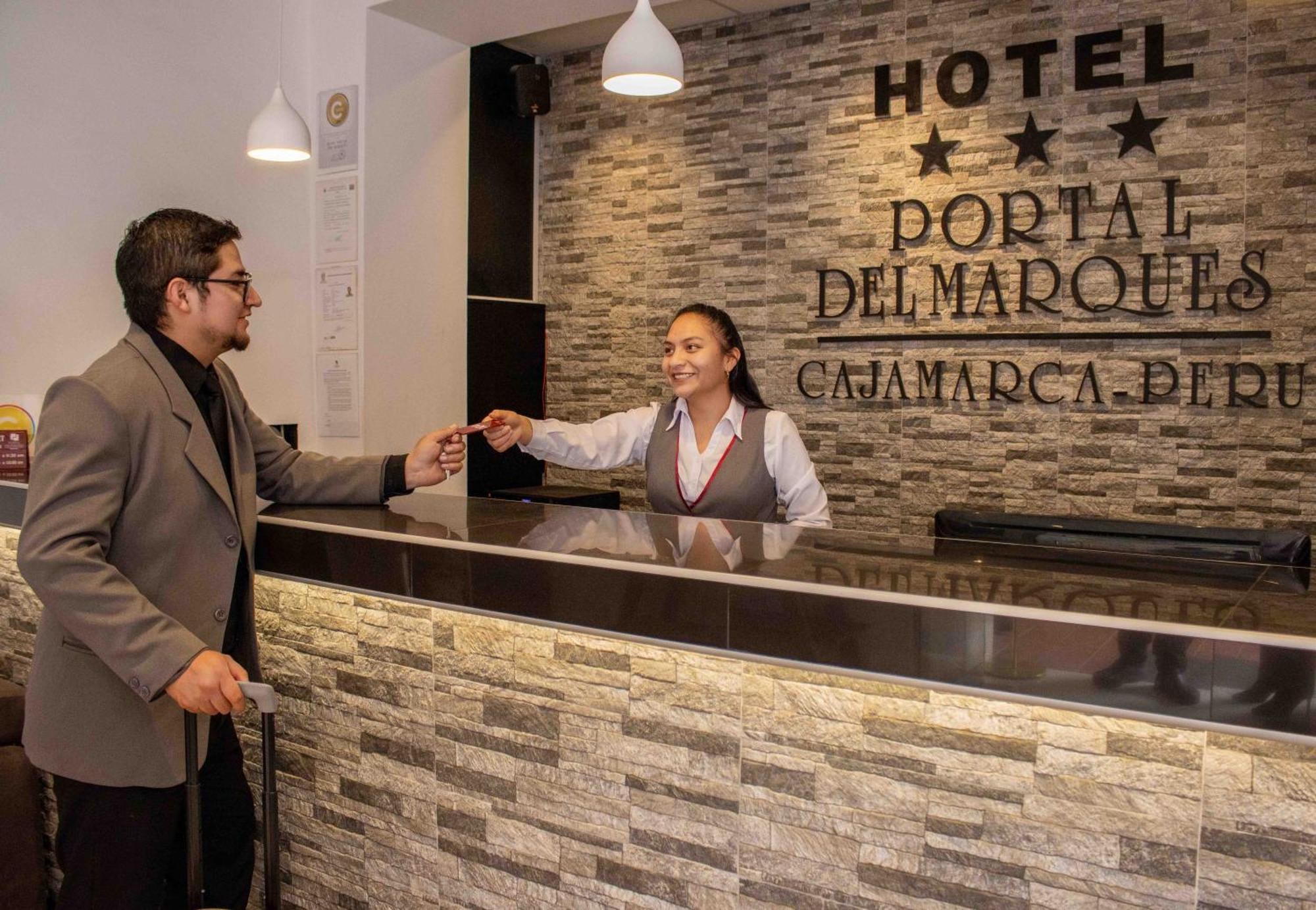 El Portal Del Marques Hotel Cajamarca Bagian luar foto